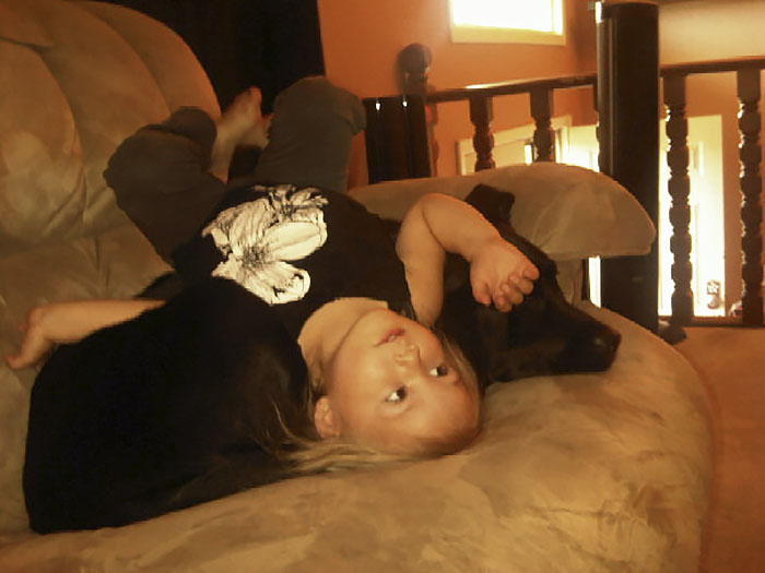 Woman Tells Her Sister NOT To Have A Puppy When She Has A Baby, But She Doesn't Listen Woman Tells Her Sister NOT To Have A Puppy When She Has A Baby, But She Doesn't Listen