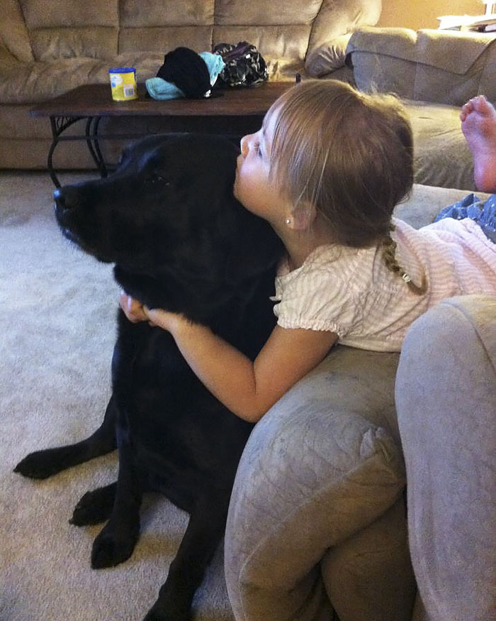 Woman Tells Her Sister NOT To Have A Puppy When She Has A Baby, But She Doesn't Listen Woman Tells Her Sister NOT To Have A Puppy When She Has A Baby, But She Doesn't Listen