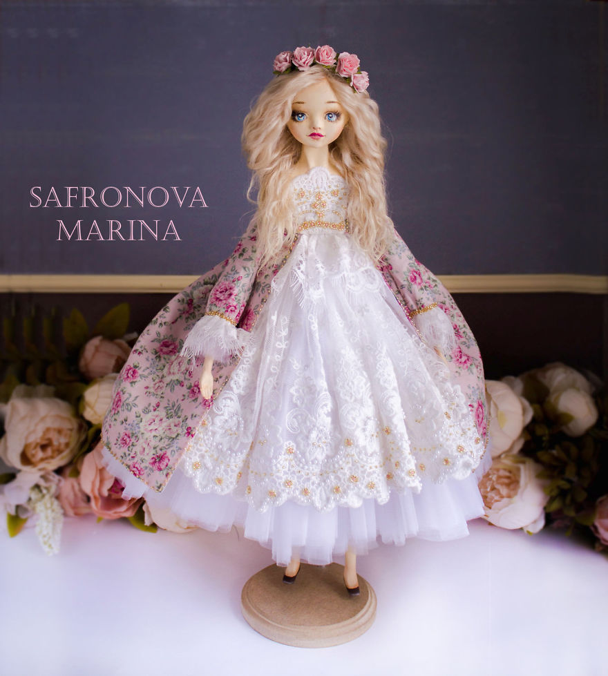 Princesses&rsquo; World: Beautiful Handmade Dolls By Marina Safronova