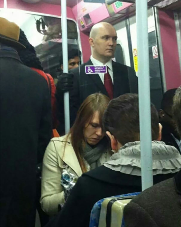 All The Gamers On The Train Are Shitting Their Pants