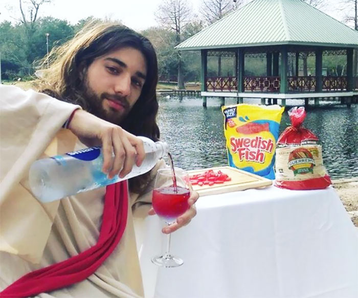 10+ Perfiles de Tinder que tendrás que leer 2 veces