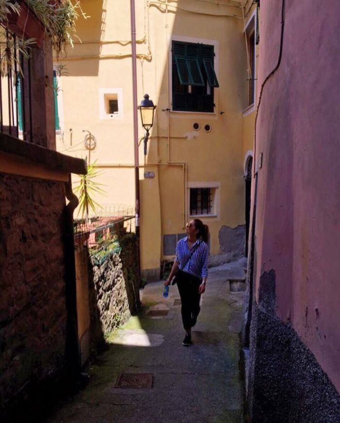 Gorgeous Dentistry Student From Romania Travels The World And It Will Make You Want To Get Organized And Do The Same