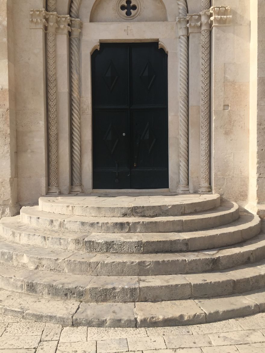 Couple Travels To Experience Iconic Game Of Thrones Shoot Locations