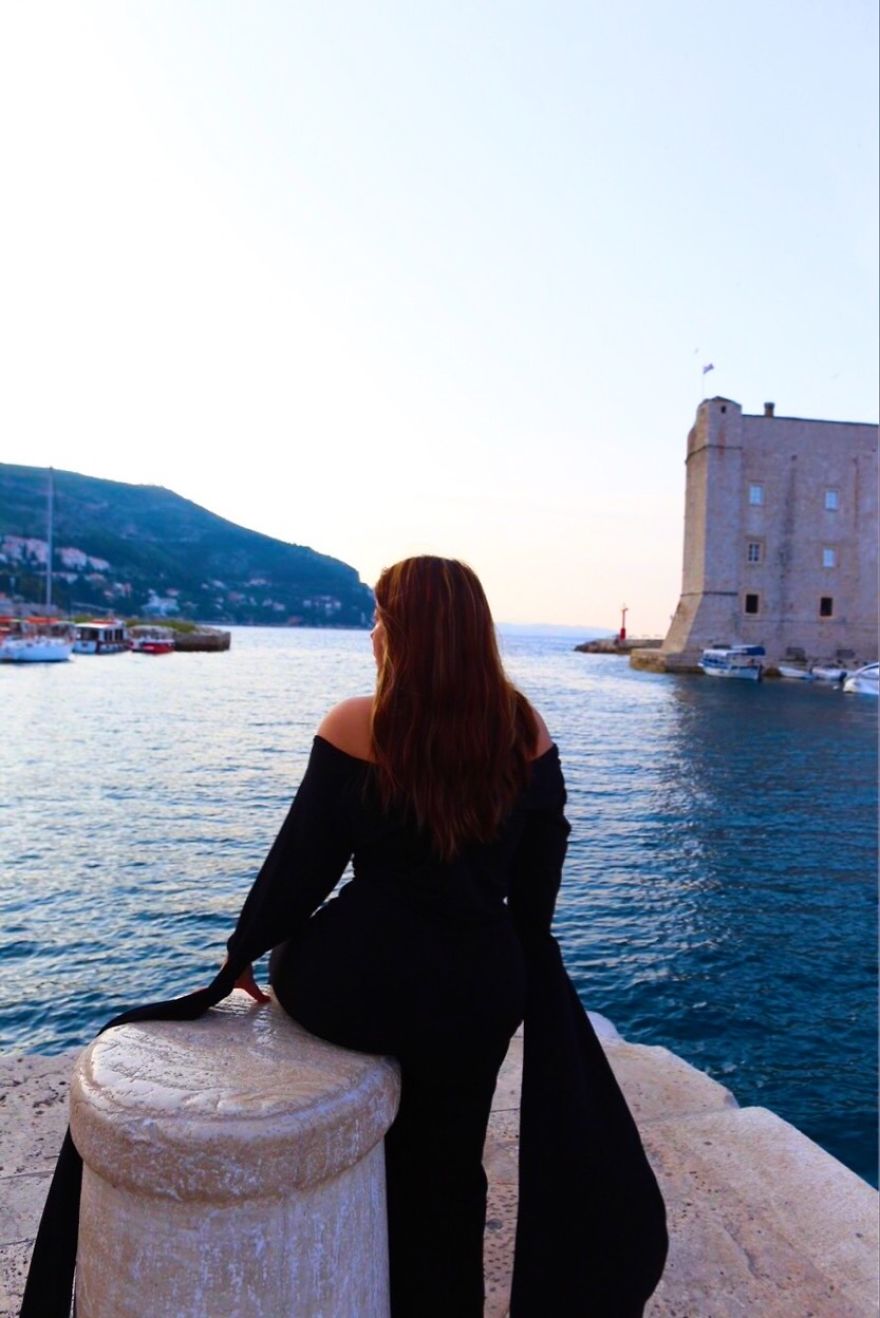 Couple Travels To Experience Iconic Game Of Thrones Shoot Locations Couple Travels To Experience Iconic Game Of Thrones Shoot Locations