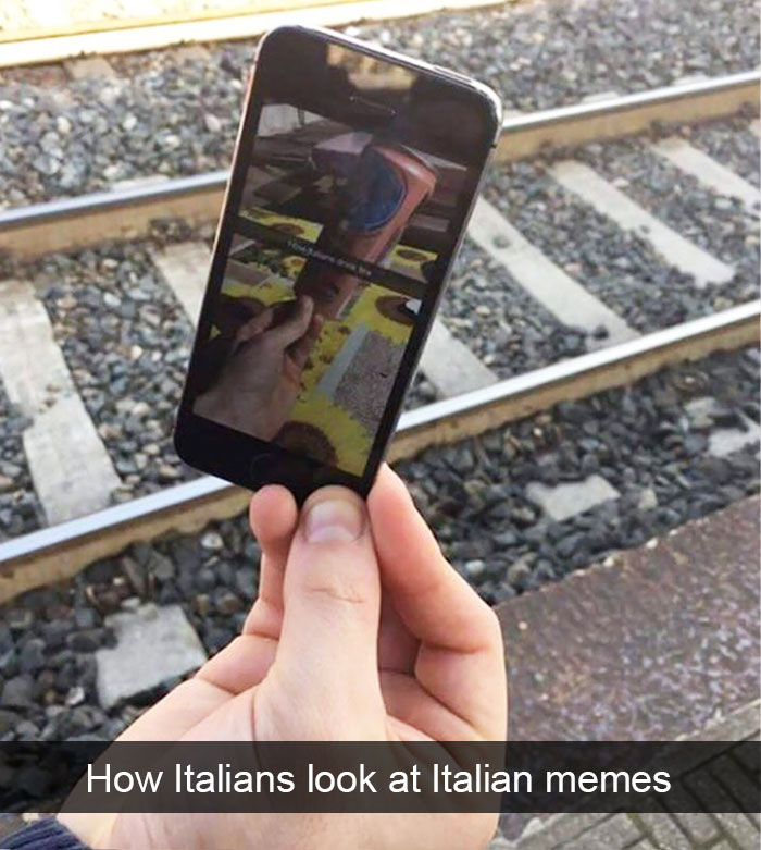 Meme about italian gesture 