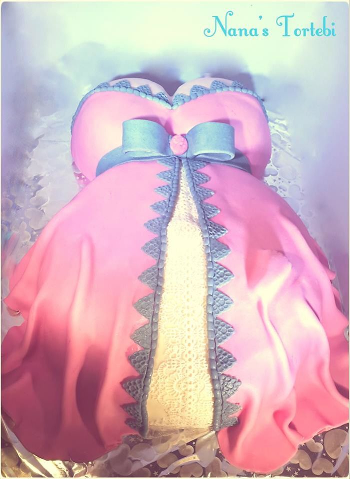 My Aunt's Artistic Cakes