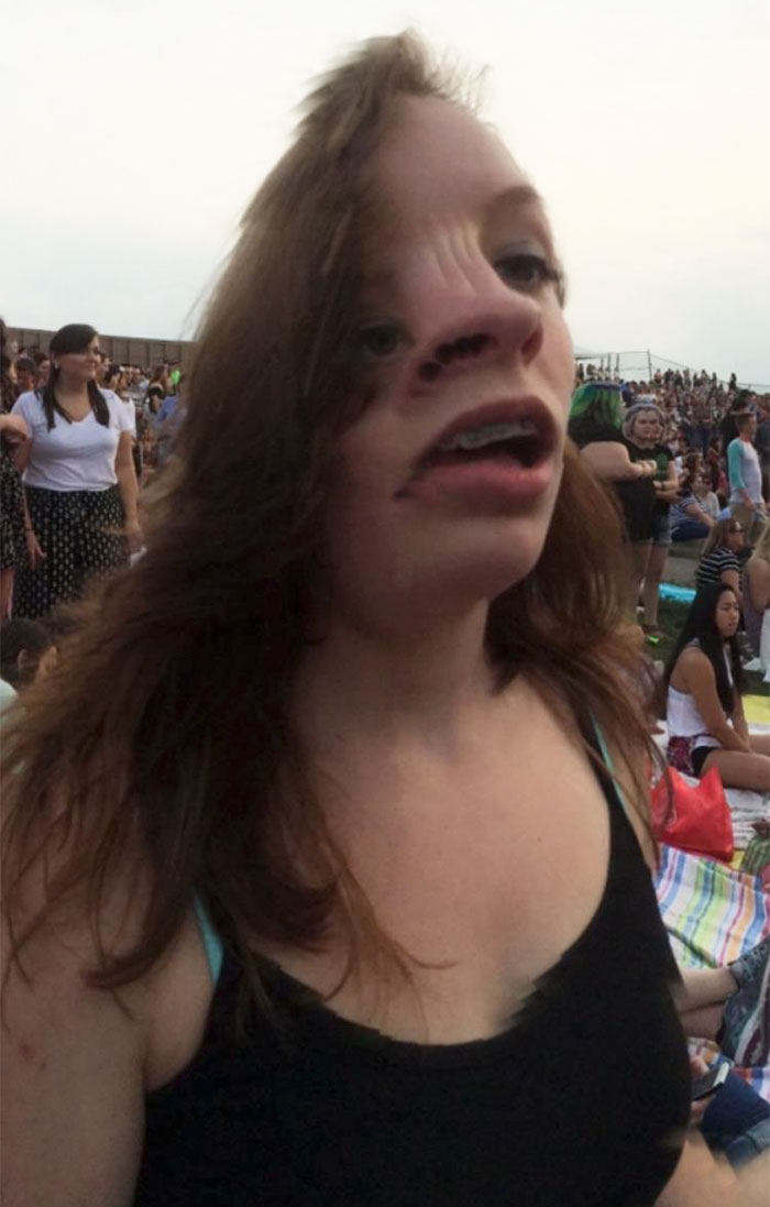 I Accidentally Moved While My Mom Was Taking A Panorama