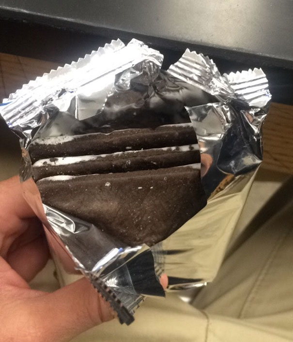 I Found 3 Pop Tarts In My Pack Of 2 Pop Tarts