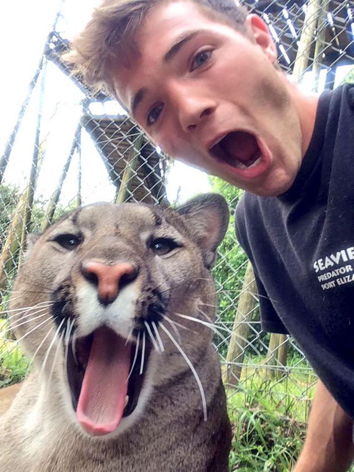 Strangers Who’ve Kept Hilarious Tinder Conversation For 3 Years Finally Meet And It’s Adorable Strangers Who’ve Kept Hilarious Tinder Conversation For 3 Years Finally Meet And It’s Adorable