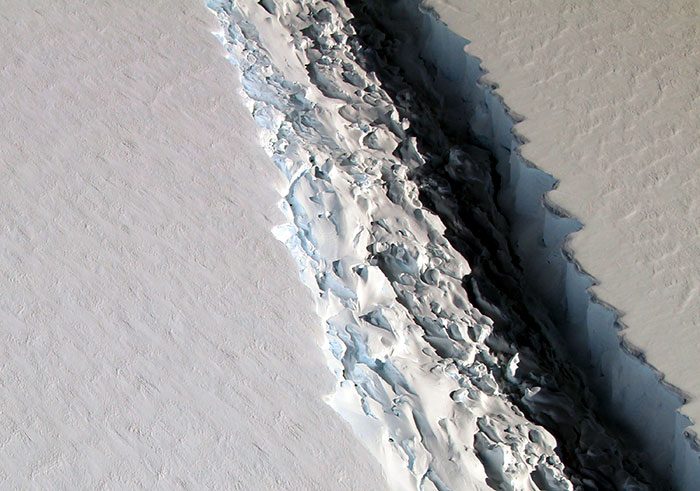 A Trillion-Tonne Iceberg Just Broke Away From Antarctica, And Here's Why It Should Worry Us All A Trillion-Tonne Iceberg Just Broke Away From Antarctica, And Here's Why It Should Worry Us All