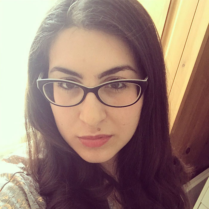 Woman Asks Twitter If There's A Man Who Wants To Be Her Wedding Date, 3 Years Later... Woman Asks Twitter If There's A Man Who Wants To Be Her Wedding Date, 3 Years Later...