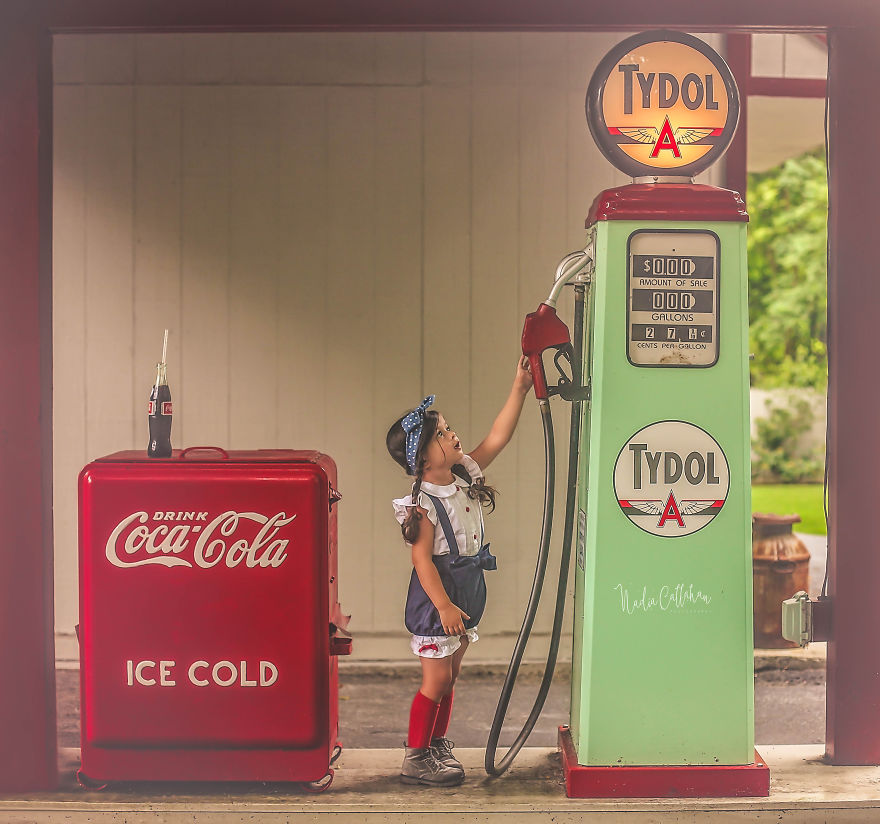 I Spent Time Taking Vintage Inspired Photos Of My 3 Year Old