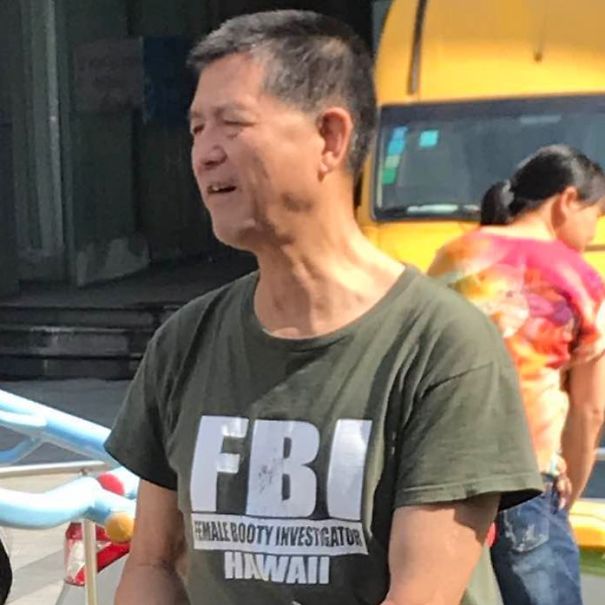 10+ Times People Had No Idea What They Were Wearing