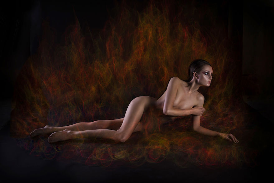 I Dressed Models In Sand, Water, Fire, And Wind I Dressed Models In Sand, Water, Fire, And Wind