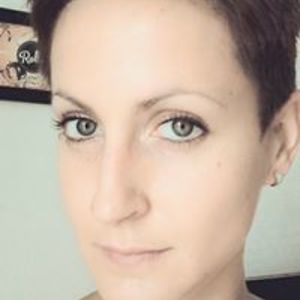 eva_kosmiderova avatar