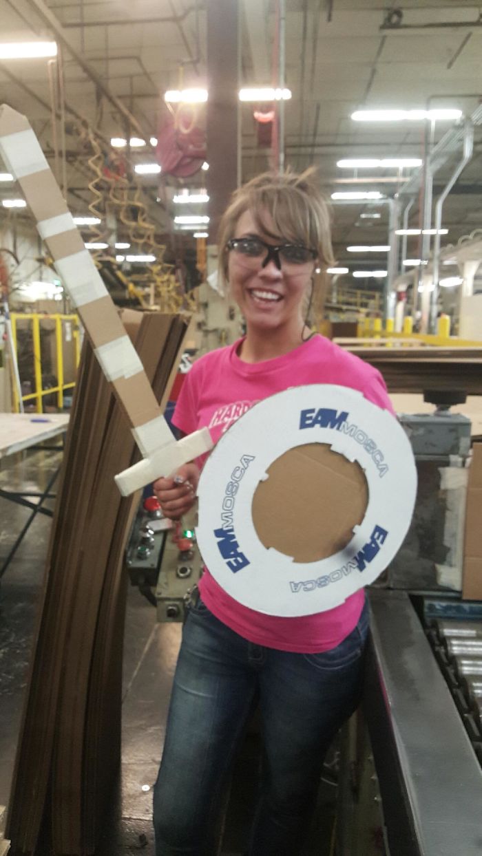 Sooooo .... I Get Bored At Work Too