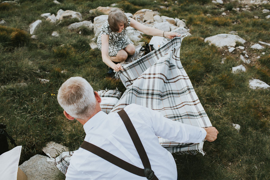 We Had No Photographer At Our Wedding, But The Result Is Awesome
