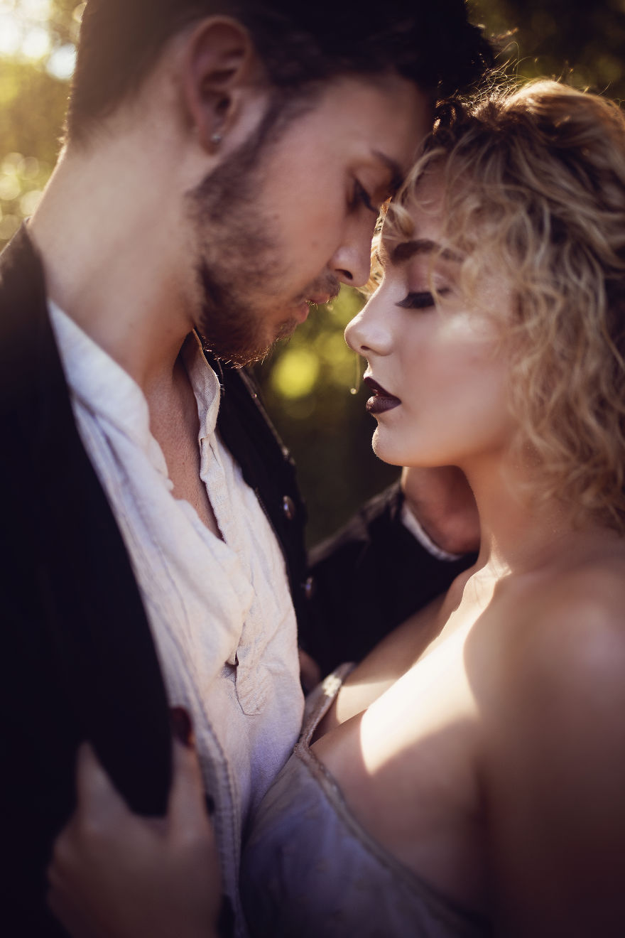 Dreamy Romeo And Juliet Inspired Photo Shoot