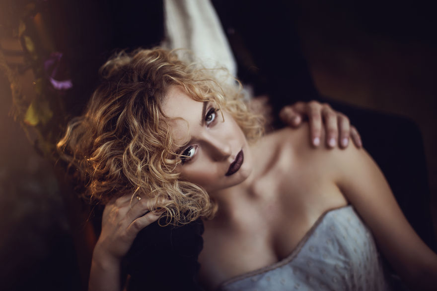 Dreamy Romeo And Juliet Inspired Photo Shoot