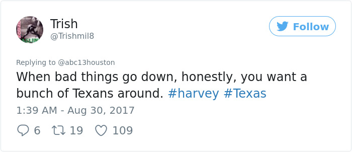 The Story Behind This Viral Pic Of Human Chain In Houston Will Restore Your Faith In Humanity