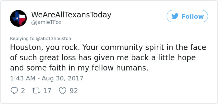 The Story Behind This Viral Pic Of Human Chain In Houston Will Restore Your Faith In Humanity