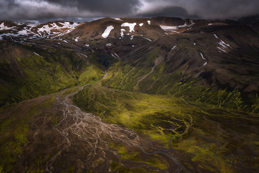 ￼amazing Iceland Aerial Images Show Why The Country Is So Popular For Movies