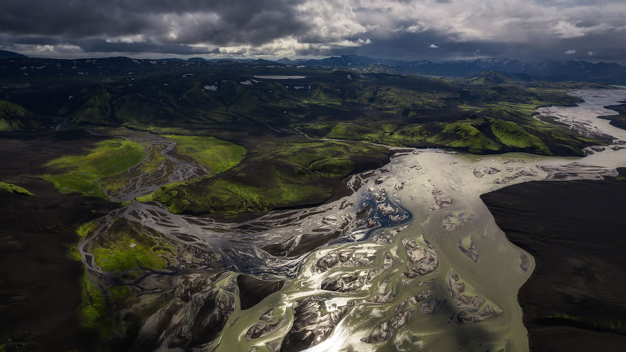 ￼amazing Iceland Aerial Images Show Why The Country Is So Popular For Movies