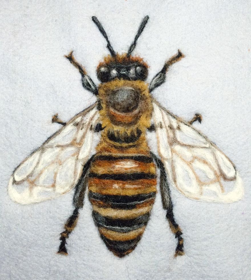 Artist Draws Realistic Portraits Using Embroidery Technique