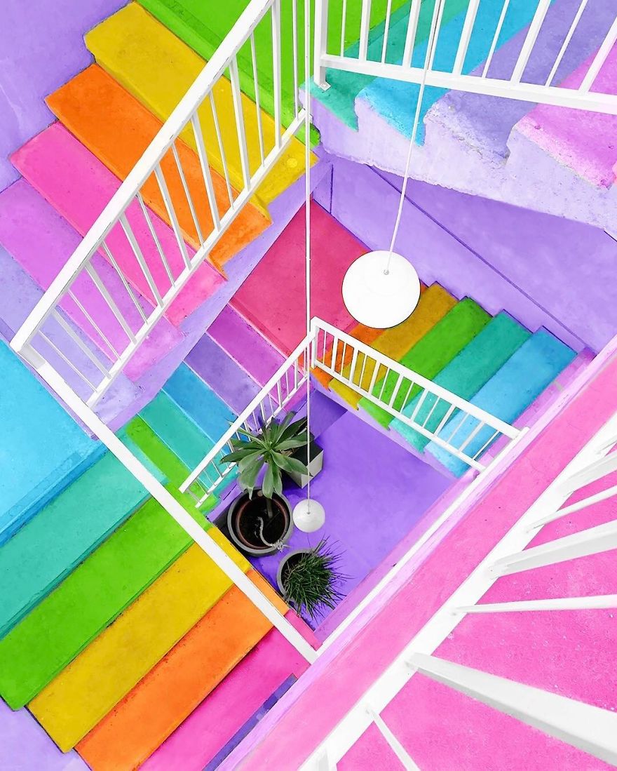 New York Artist Covers Everything In Rainbow Colors Gets Amazing Results.