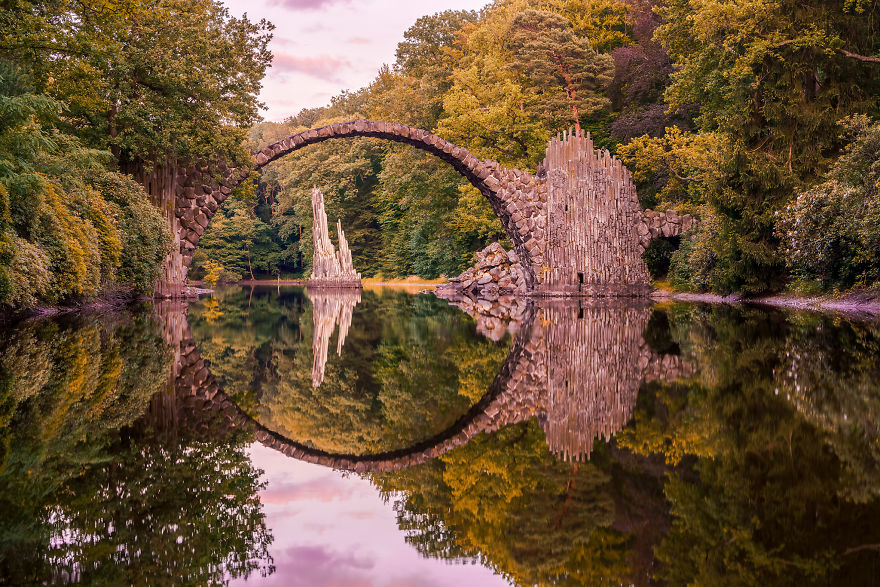 I Found This Amazing Bridge That Creates An Optical Illusion