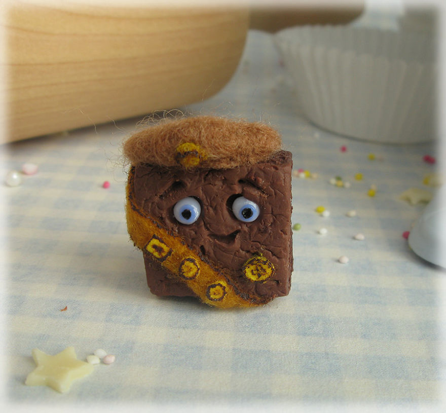 I Make Silly Pun Inspired Polymer Clay Cake And Confectionery Jewellery