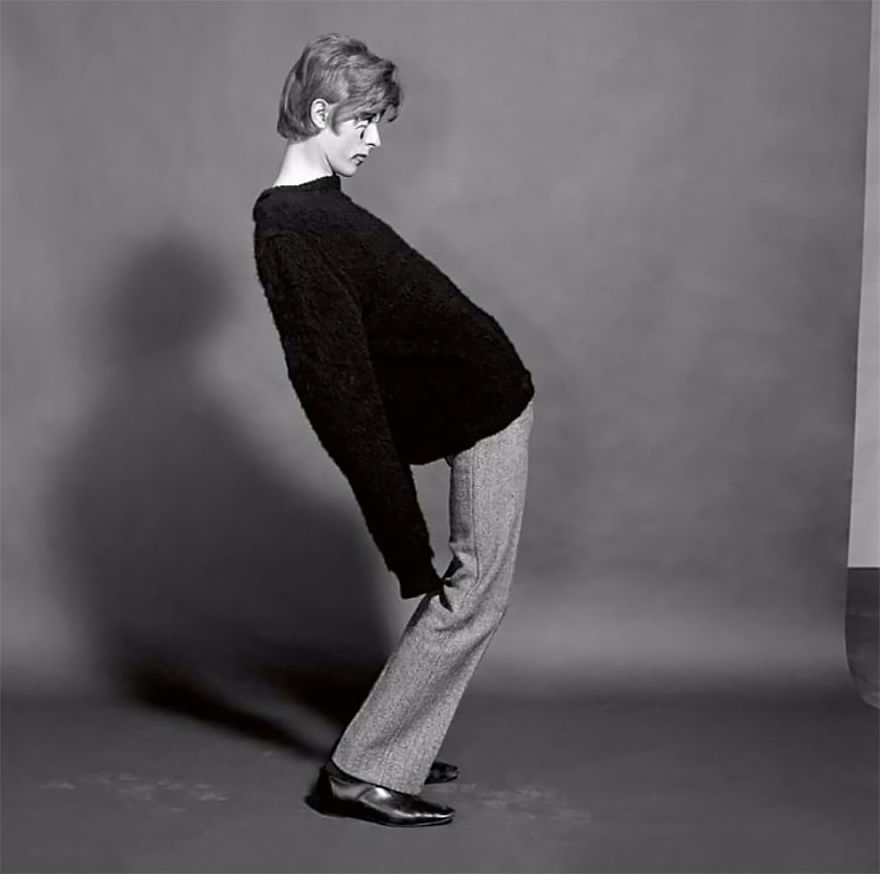 Never-Before-Seen Photos Of 20-Year-Old David Bowie Posing For His Debut Album Cover In 1967 