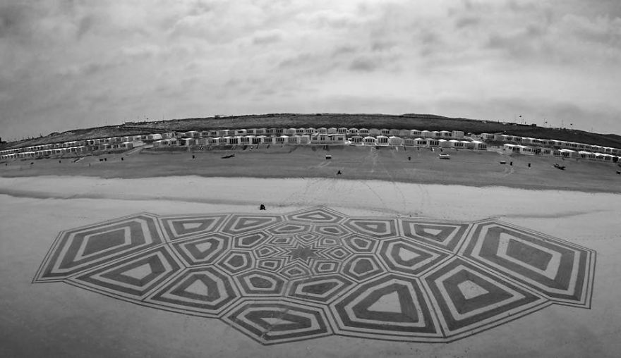 Dutch Beach Art