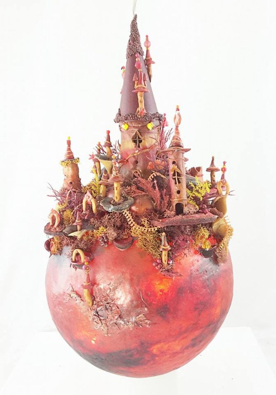 Escape In My Fantasyworlds