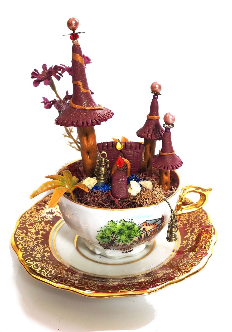 Escape In My Fantasyworlds