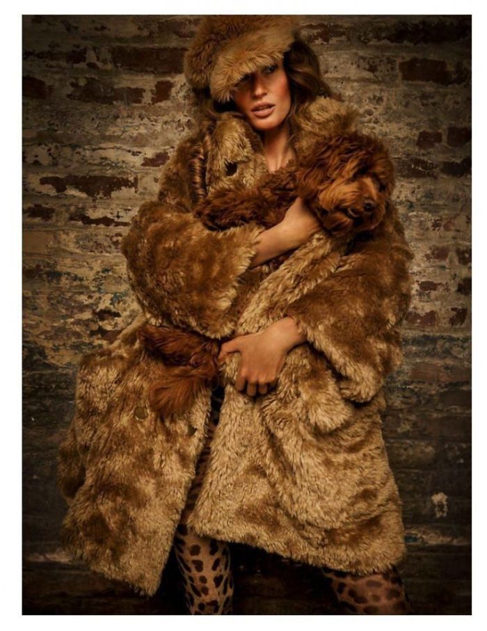 Gisele B&uuml;ndchen And A Baby Kangaroo Cover 'Vogue' Paris's Faux Fur-Heavy Animals Issue