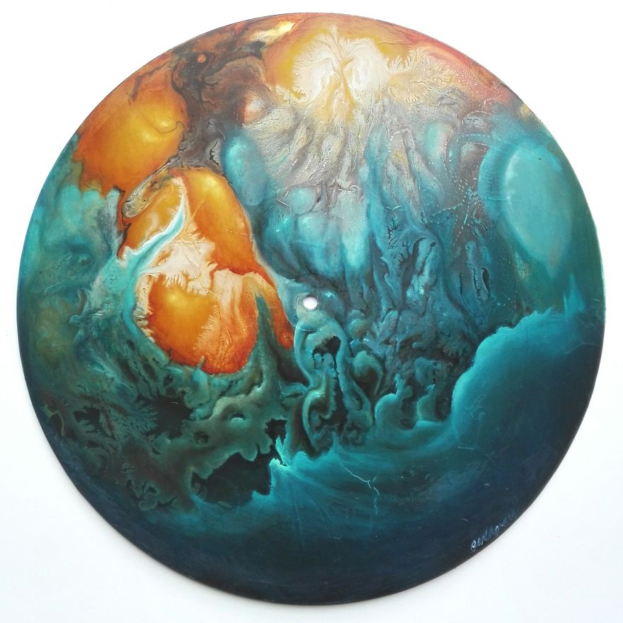 I Paint Records With A Ouija Board And Fidget Spinner I Paint Records With A Ouija Board And Fidget Spinner