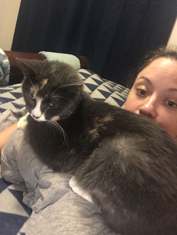 She "fits" She Tried To Sit! On My Face @ 3am Almost Every Morning