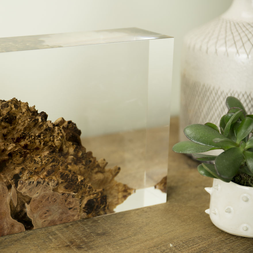 Iluka London Seamlessly Fuses Wood With Acrylic To Create A Stunning Collection Of Modern Table Lamps