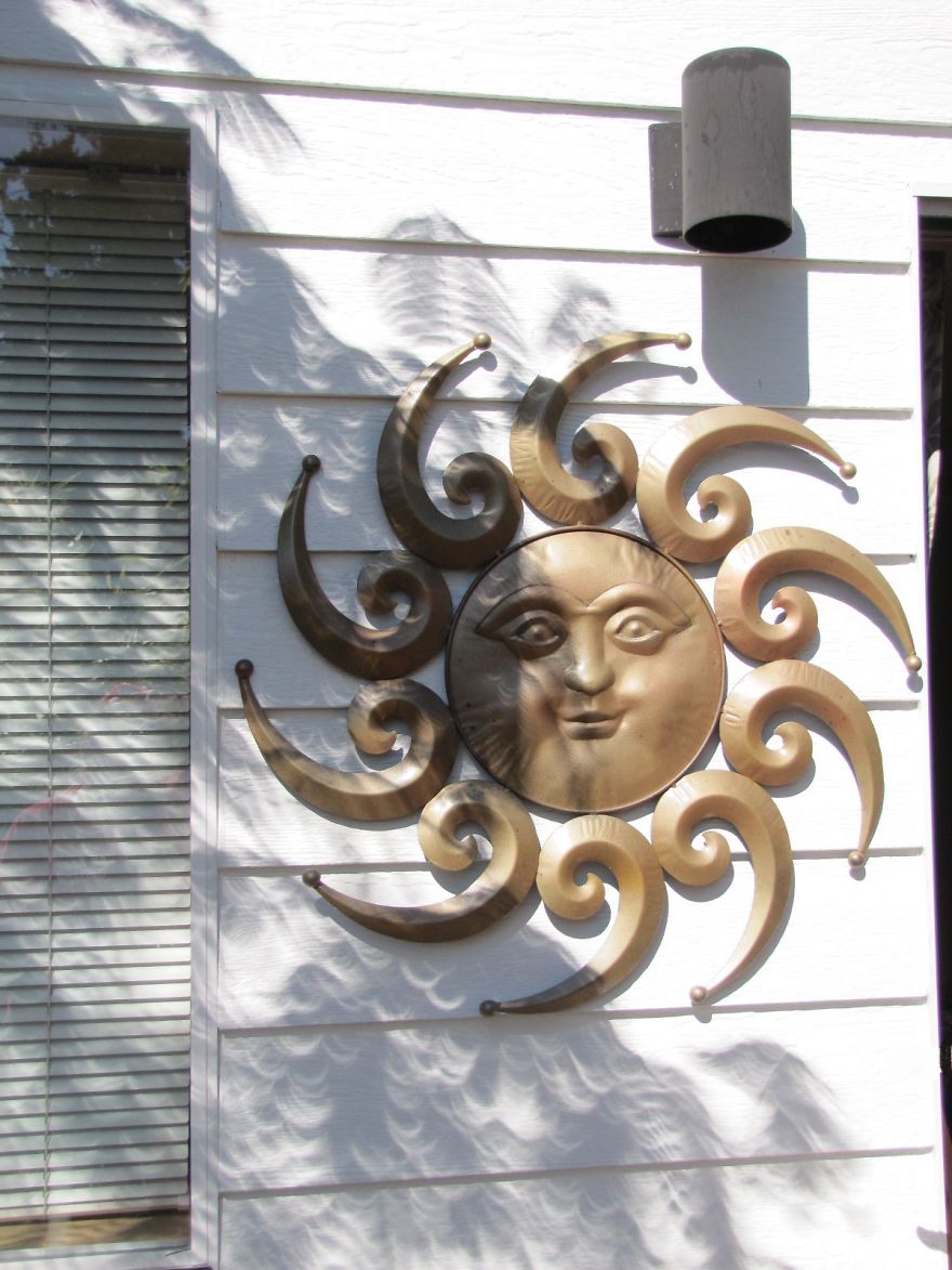 I Photographed The Solar Eclipse