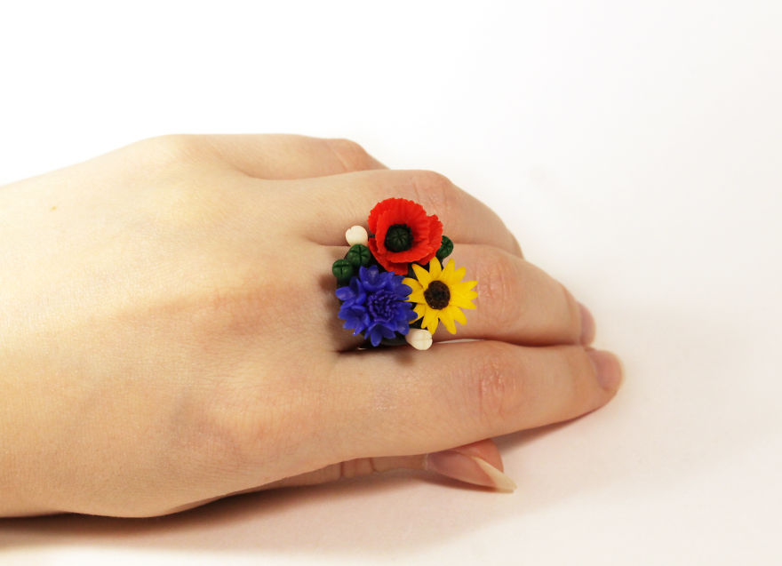 Ring With Poppy, Cornflower And Sunflower