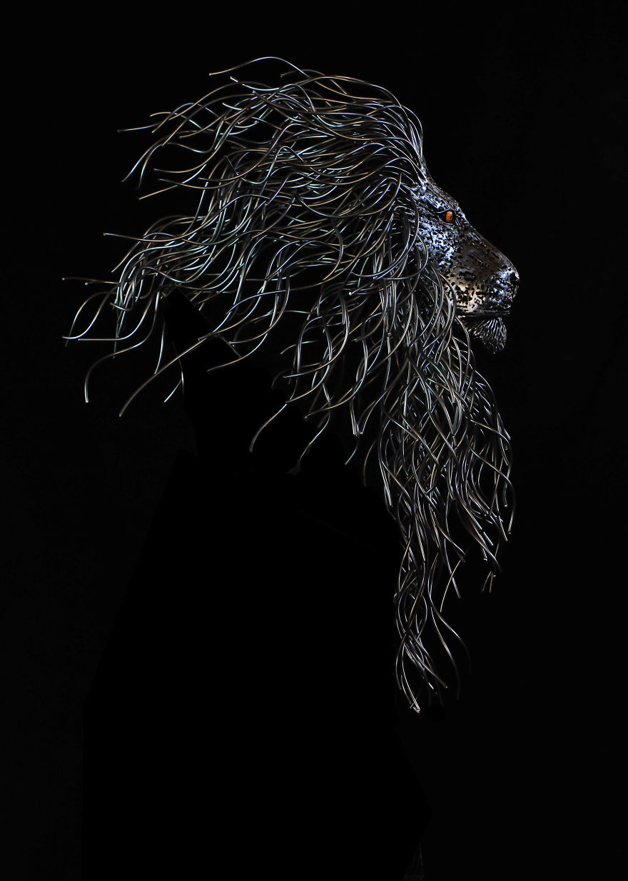 Self-Taught Sculptor Creates Beautiful Art From Scrap Metal Self-Taught Sculptor Creates Beautiful Art From Scrap Metal