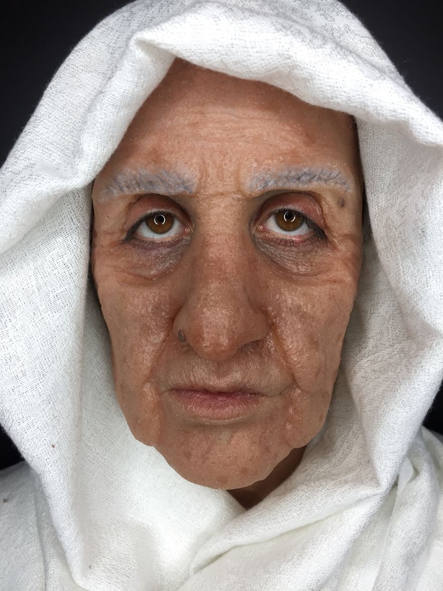 Makeup Student Creates Realistic Old Age Prosthetic
