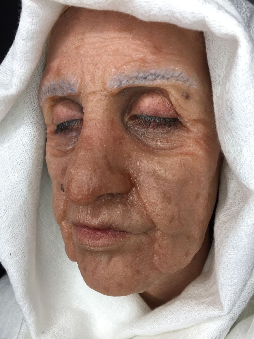 Makeup Student Creates Realistic Old Age Prosthetic