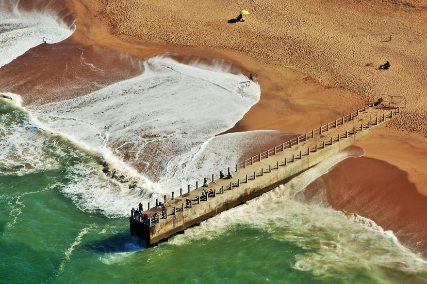 Here What It Looks Like To Fly Around In A
helicopter By Durban Area In Natal-Zulu, South Africa Here What It Looks Like To Fly Around In A
helicopter By Durban Area In Natal-Zulu, South Africa