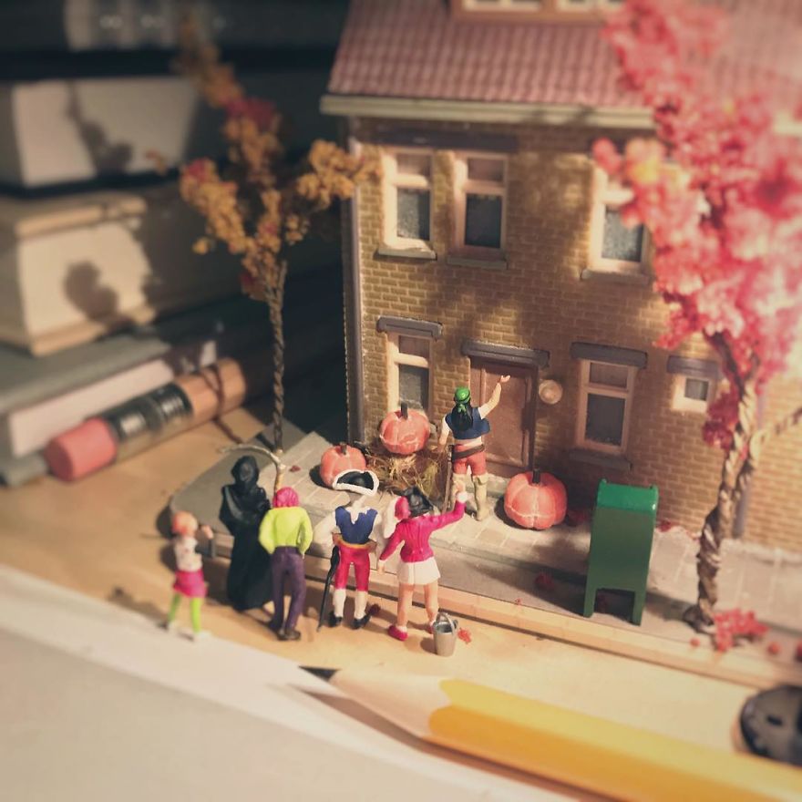 Miniature Office Of Derrick Lin