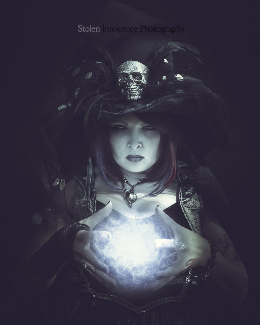 Dark And Creepy Photos By Stolen Innocence Photography