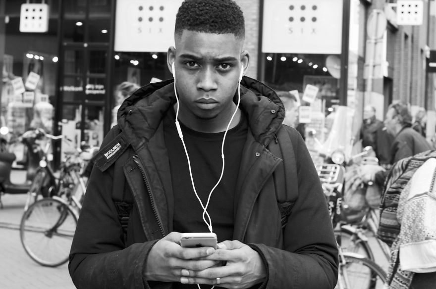 Gotta Catch ’em All: Smartphone Zombies Caught In The App