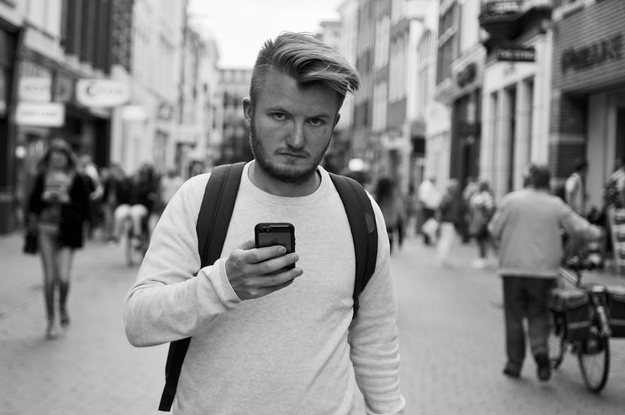 Gotta Catch ’em All: Smartphone Zombies Caught In The App