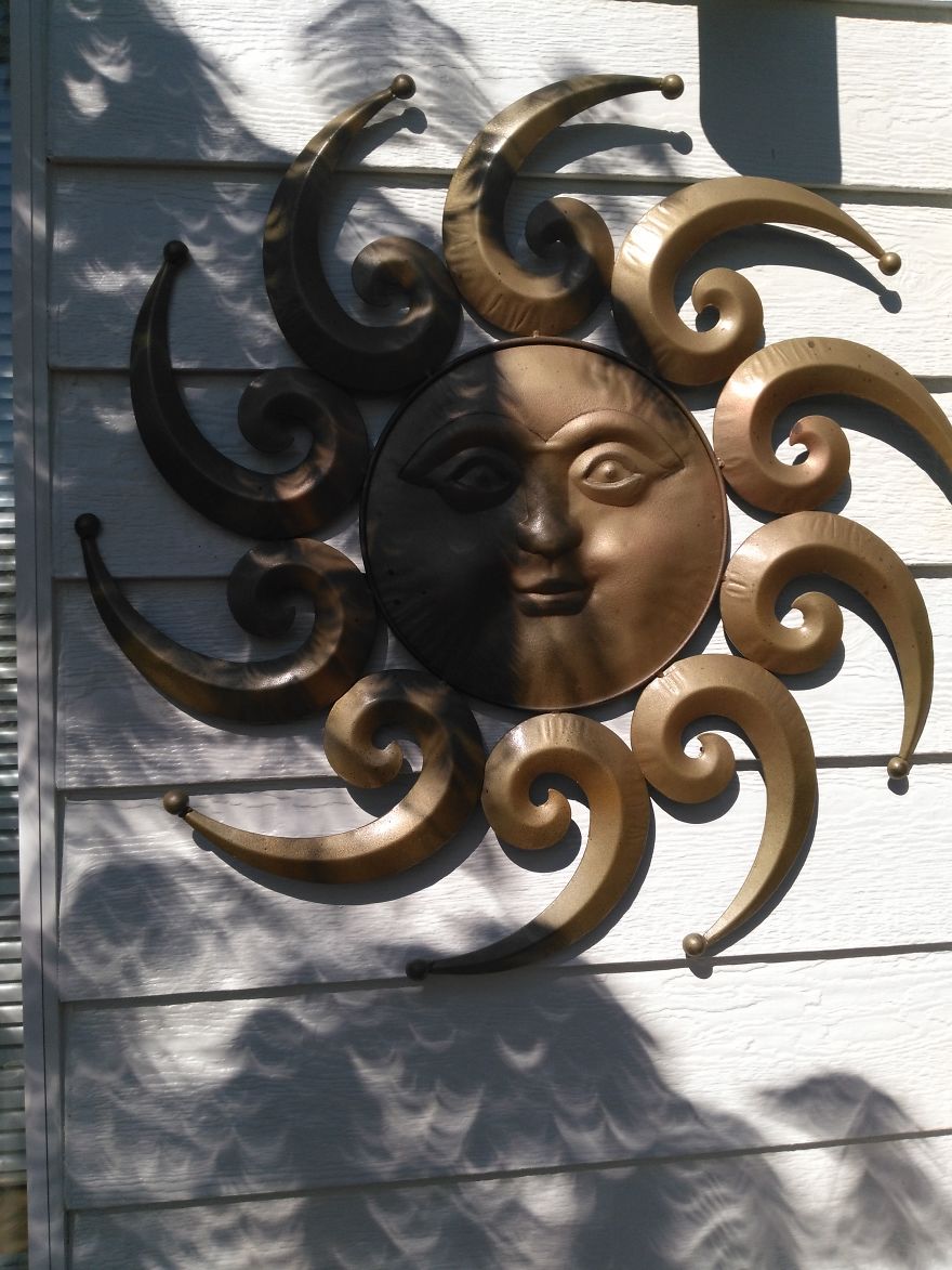 I Photographed The Solar Eclipse